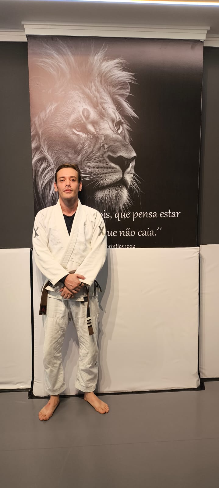 A faixa se conquista. O verdadeiro aprendizado se constrói.